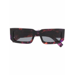 tortoiseshell-effect sunglasses