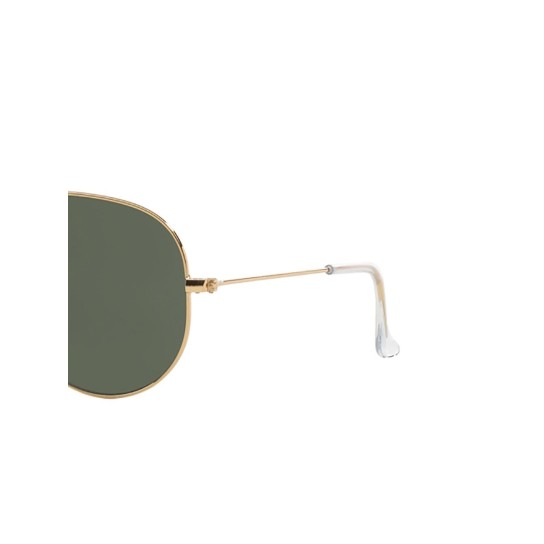 aviator-frame sunglasses